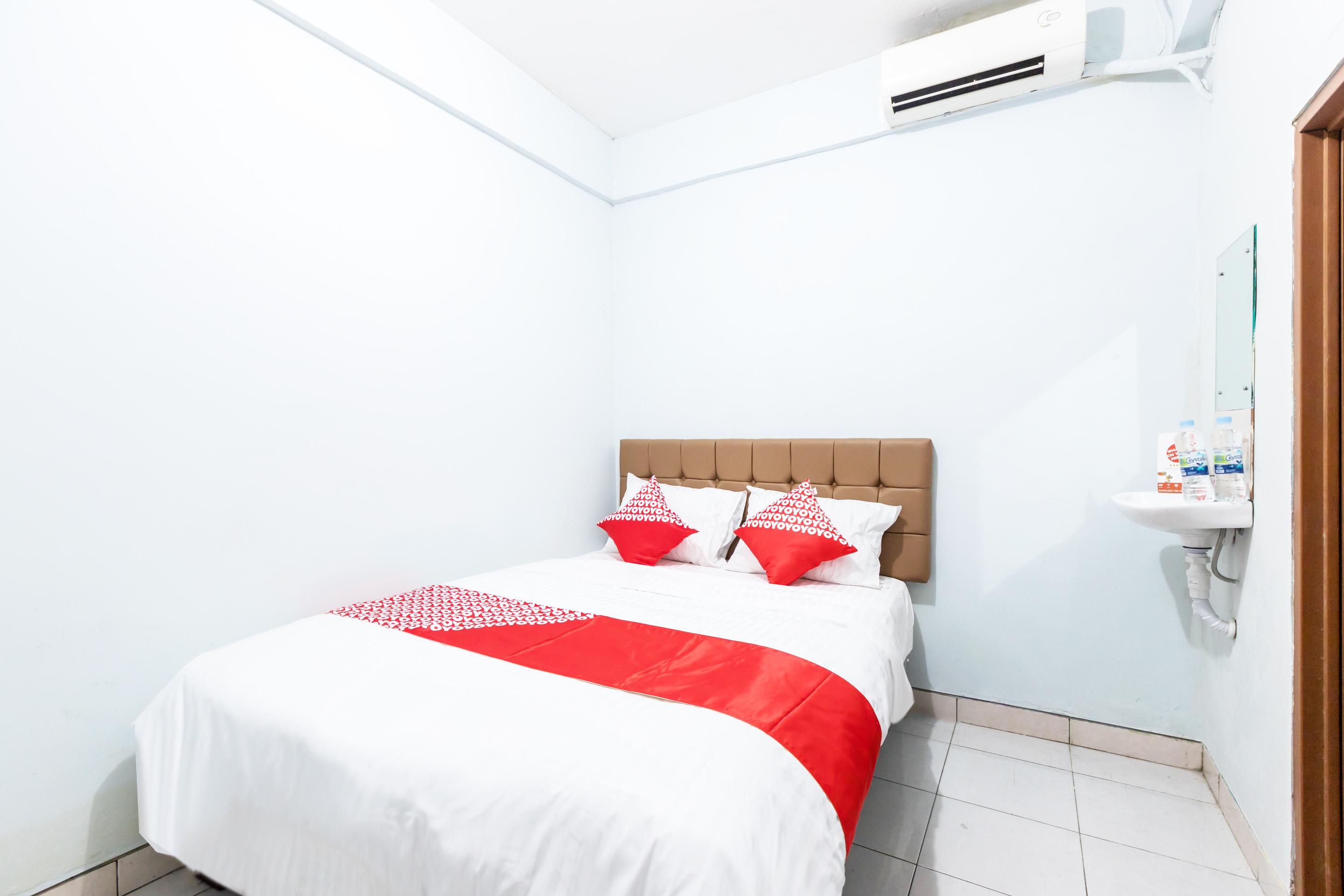 Hotel Super Oyo 1516 Cemara Gading Syariah Bogor Exterior foto